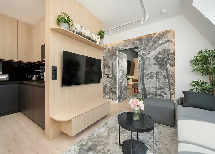 דירה Climatic In The Centre Of Near The Market Square By Renters ורוצלב