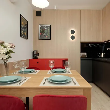 Climatic In The Centre Of Near The Market Square By Renters Апартаменти Вроцлав